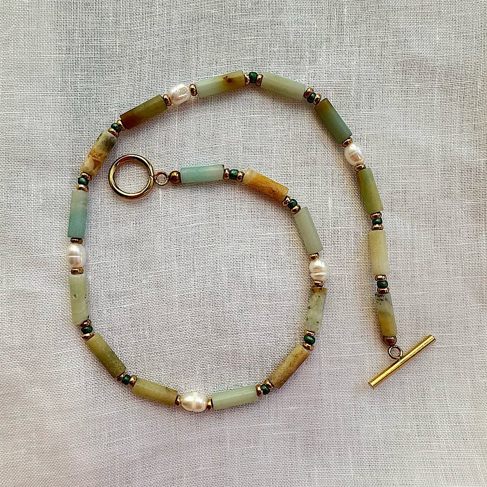 Chocker necklace
